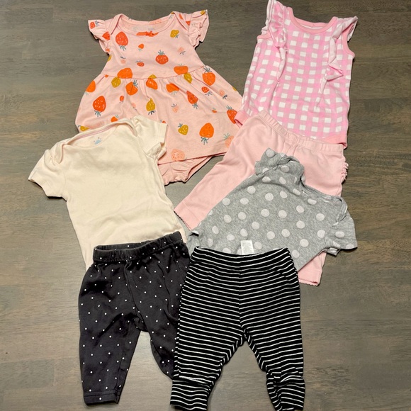 Carter's Other - 🤱🏼 Infant Girls Bundle | Size 0-3 months